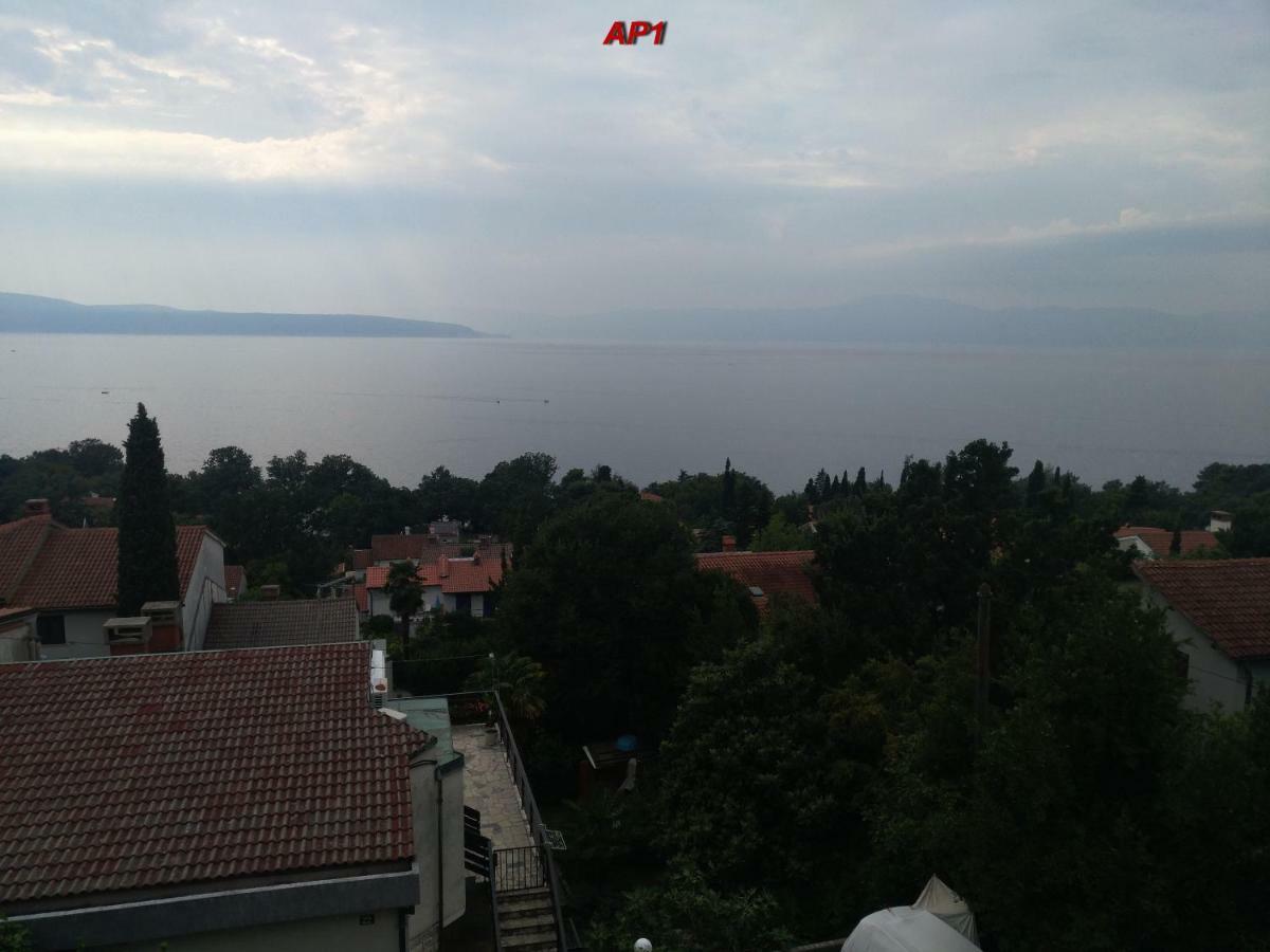 Apartments Sudic Njivice Εξωτερικό φωτογραφία