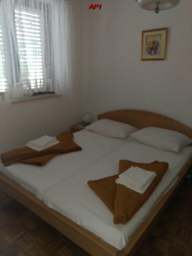 Apartments Sudic Njivice Εξωτερικό φωτογραφία