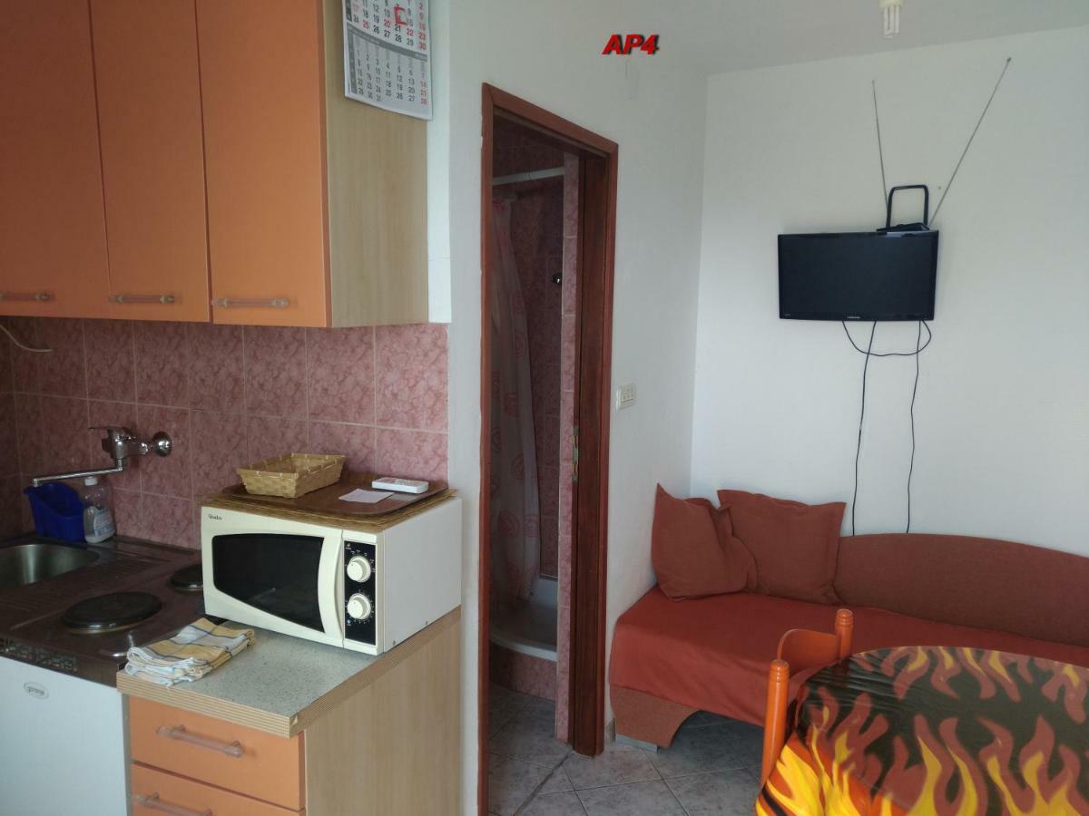 Apartments Sudic Njivice Εξωτερικό φωτογραφία